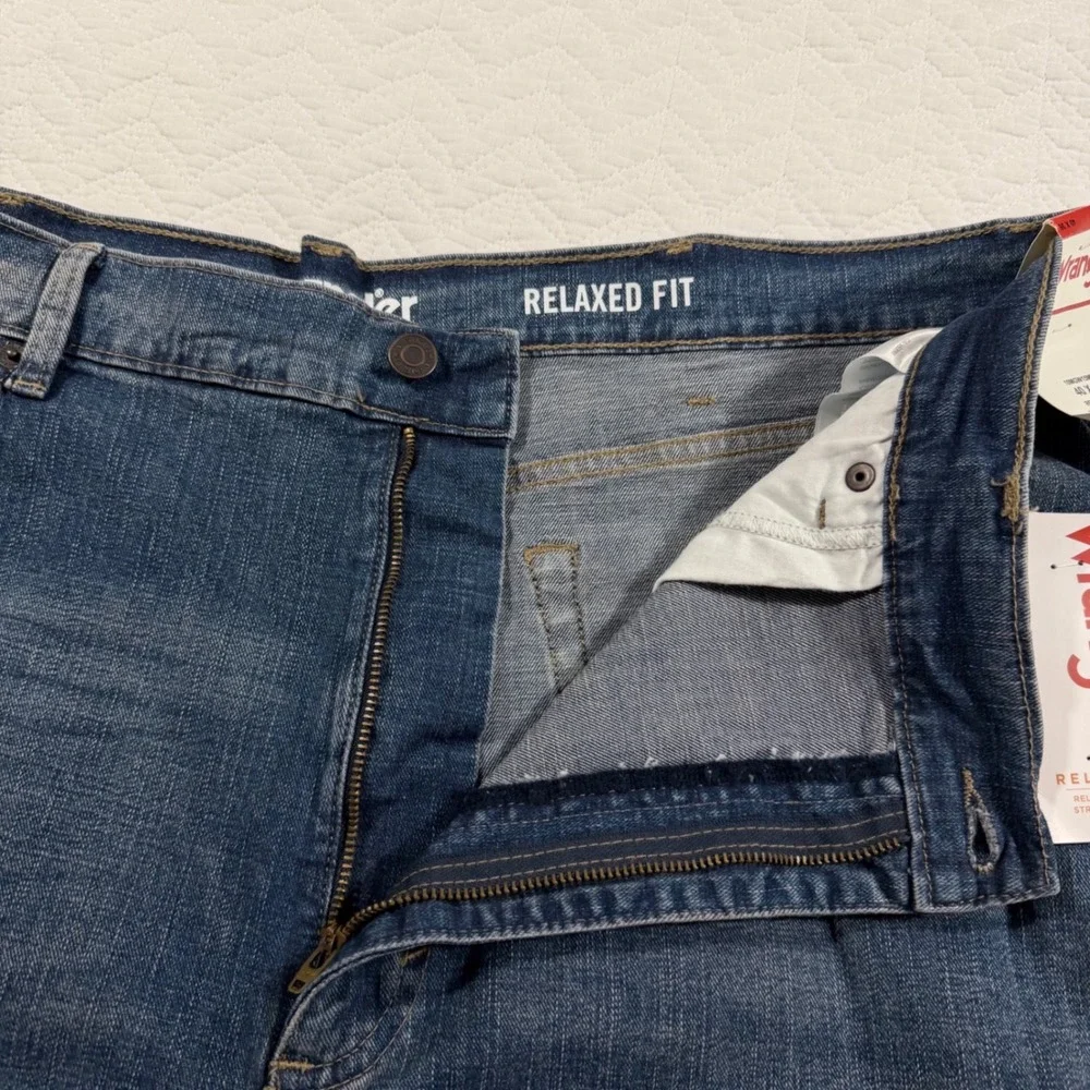 Wrangler Mens Relaxed Fit Straight Leg‎ Jeans Medium Wash 40x36 10MGW15MW
